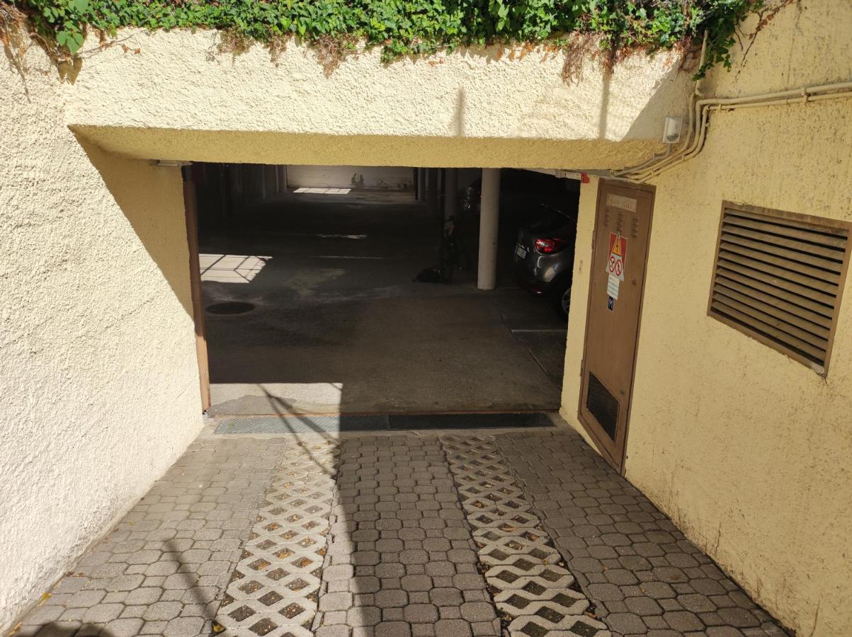 Corn Under: Eigentumswohnung Mit Aussenpool Apartment Merano